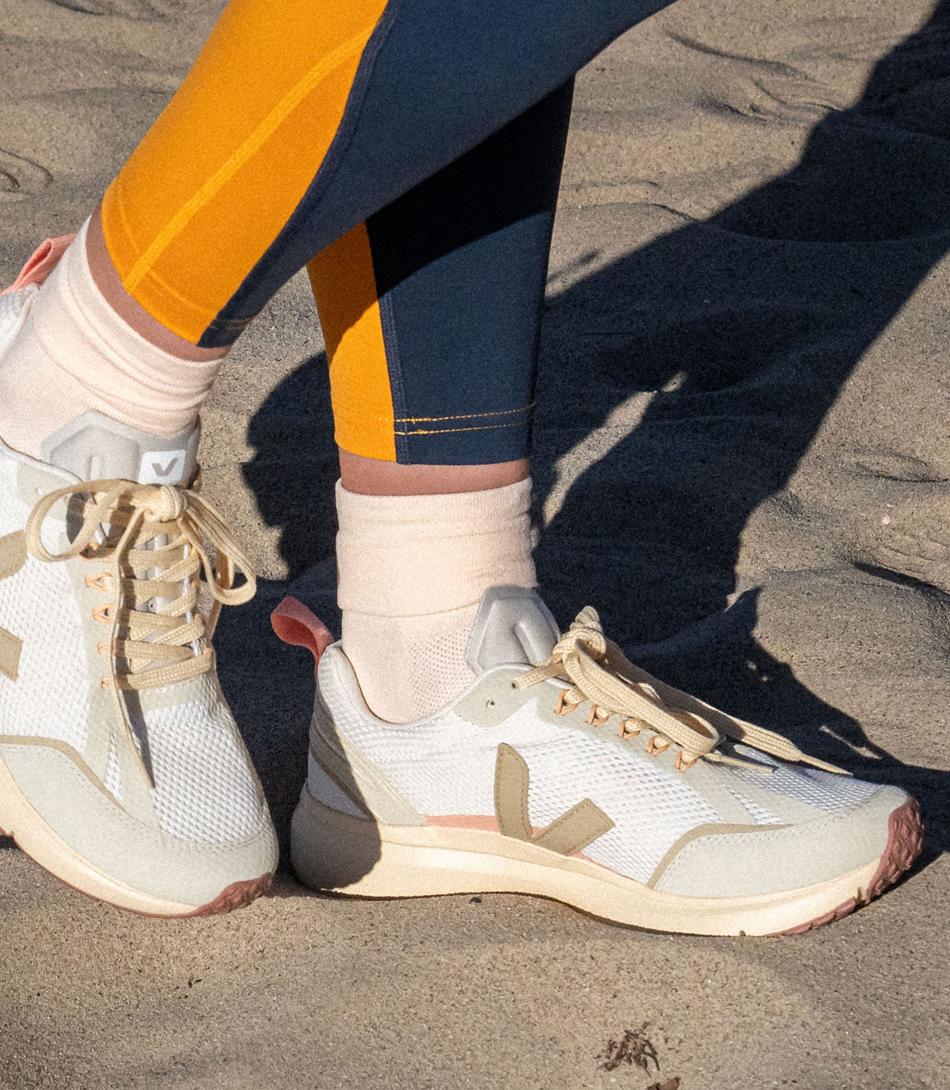 Veja Condor 2 Alveomesh Gravel Almond Adults Vegan Weiß | DZAKV53387